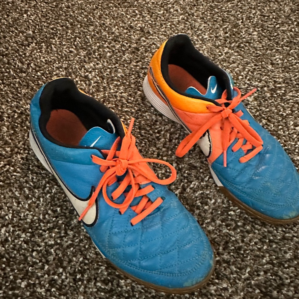 Nike Tiempo Soccer Shoes